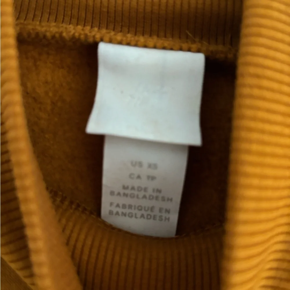 H&M Mustard L'hiver Sweatshirt - Picture 3 of 5